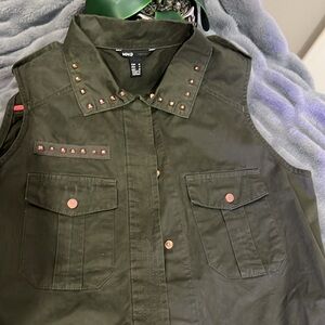Mango cargo / utility Vest EUC retail $59